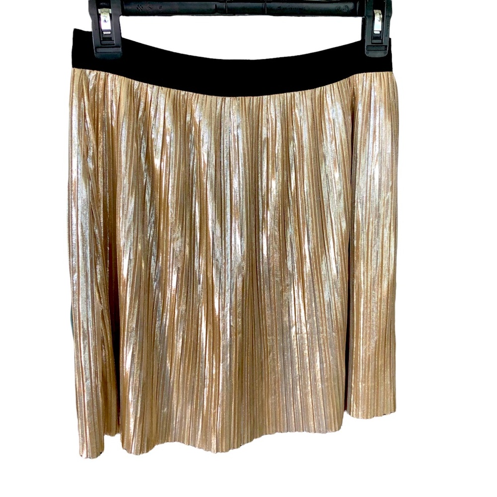 Women’s Small Forever 21 Gold Pleated Mini Skirt with Zipper NWT - Picture 3 of 7